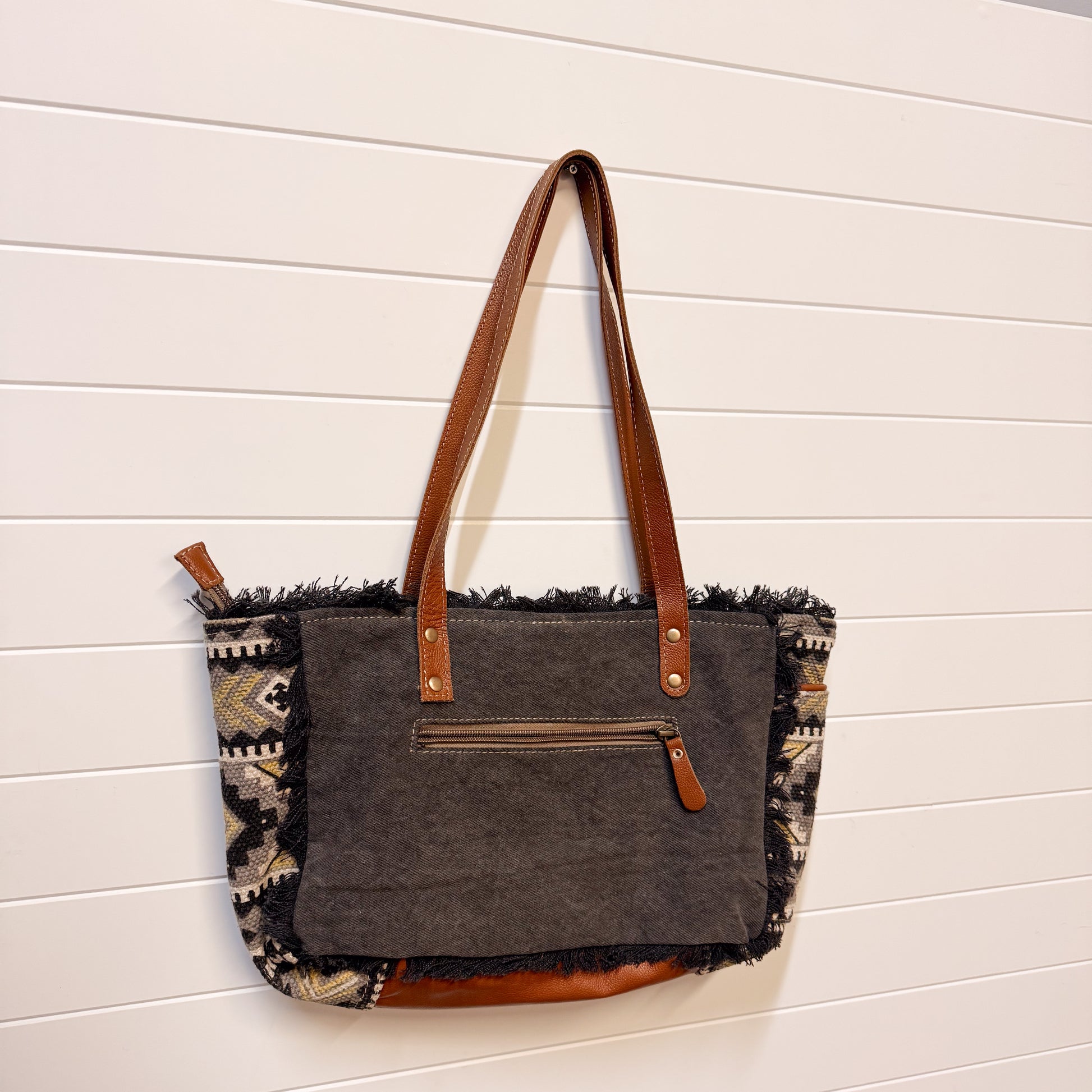 Myra Medium Purse