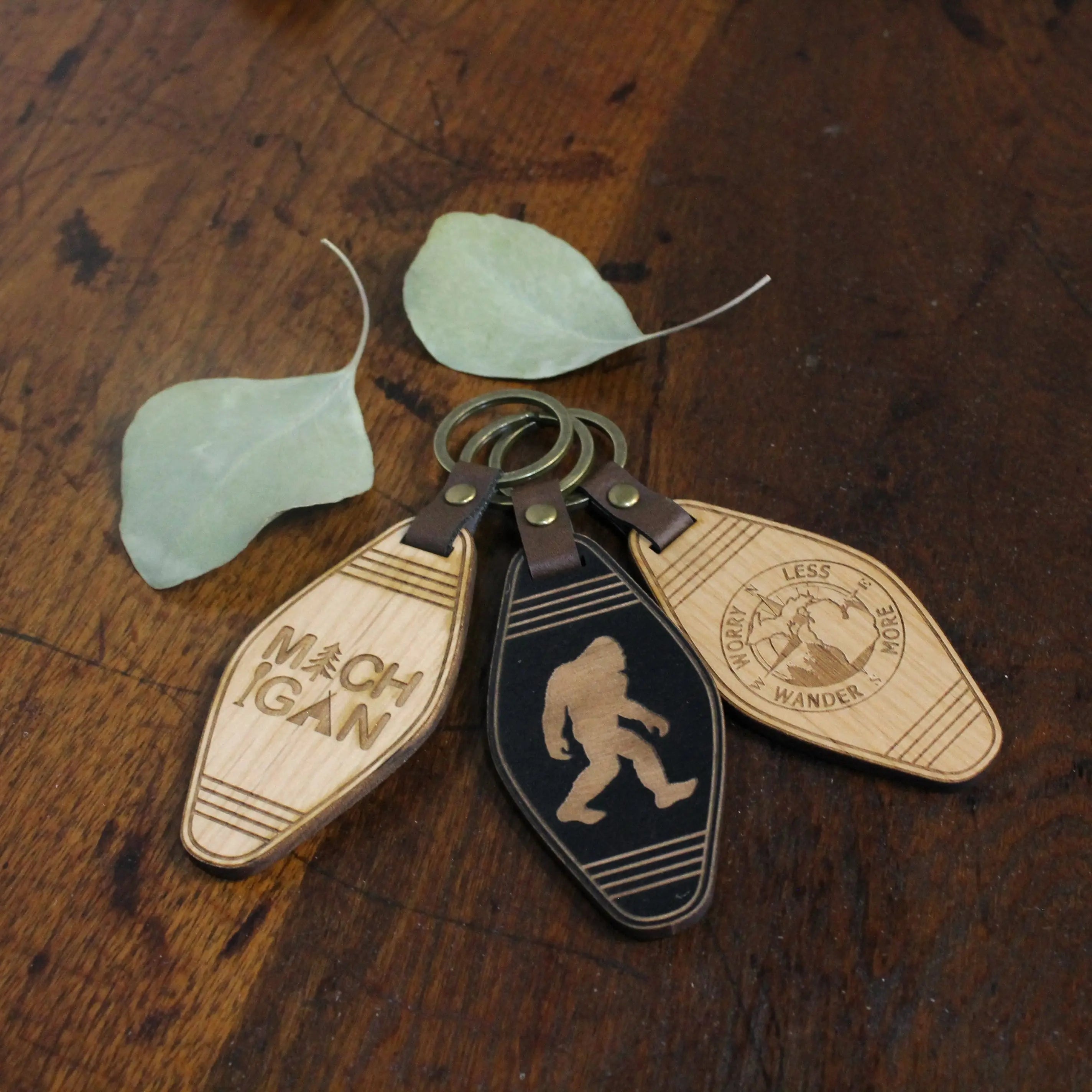 Retro Motel Wooden Keychain